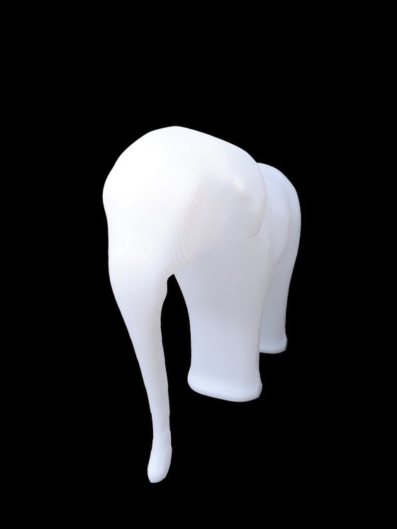 Image 1 of Elefante a bassa risoluzione di Gispen