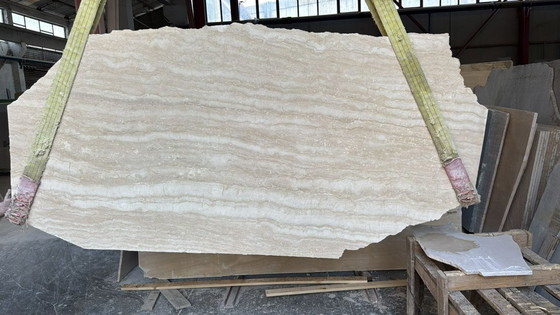 Image 1 of Mesa de comedor rectangular de madera maciza de travertino – mesa de piedra natural