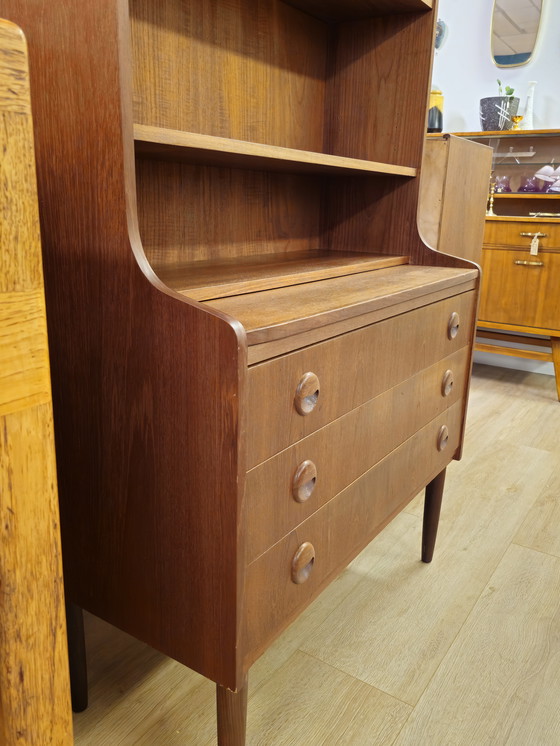 Image 1 of Vintage Deense Boekenkast Openkast Ladekast