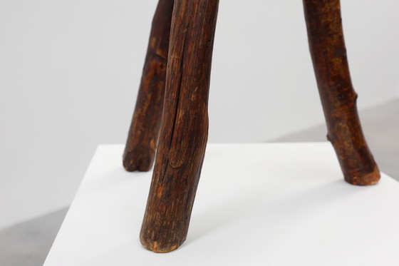 Image 1 of Frans wabi sabi stijl laag driepootkrukje van massief hout, 1850