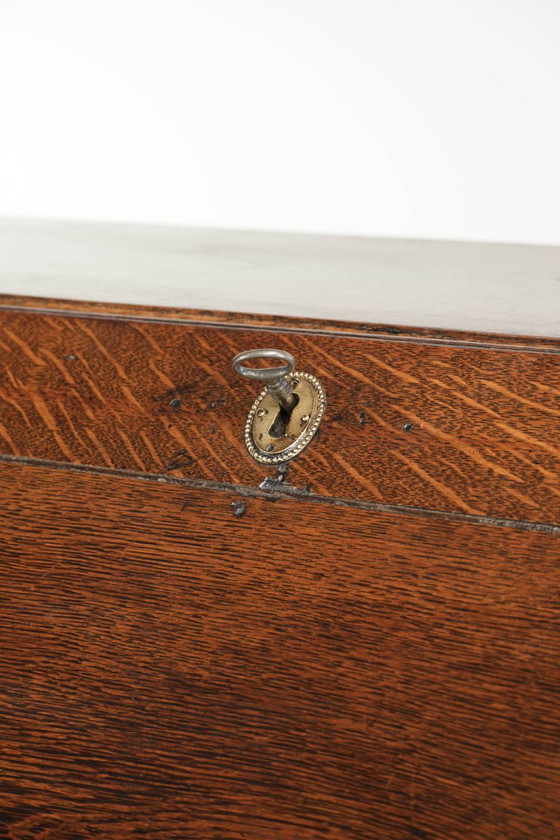Very Beautiful English 18th Century Oak Secretaire with a Beautiful Interior and Original Leather Top – Desk (photo 12 of 15)