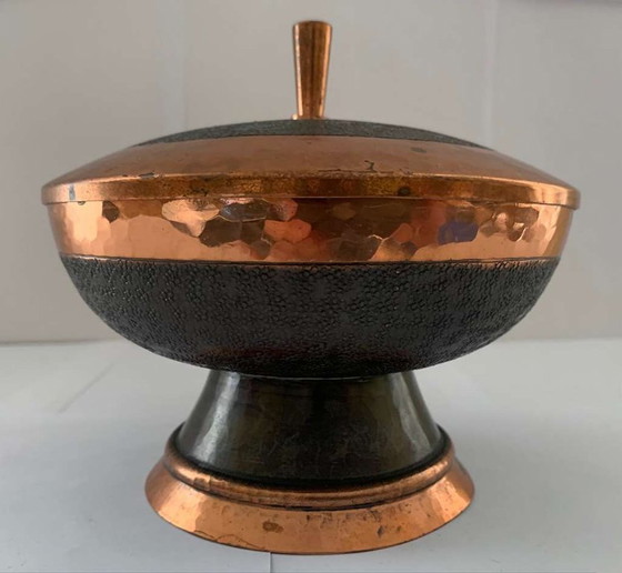 Image 1 of Hans Przyrembel Scatola con coperchio Bomboniera Marianne Brandt Alfred Lipovec Bauhaus Rame