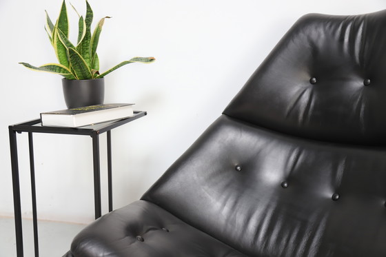 Image 1 of Artifort F510