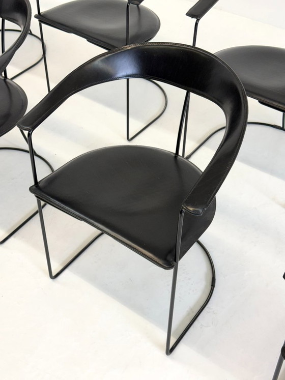 Set di 8 Sedie da pranzo Vintage Arrben Ursala in pelle nera – Leather (photo 7 of 17)
