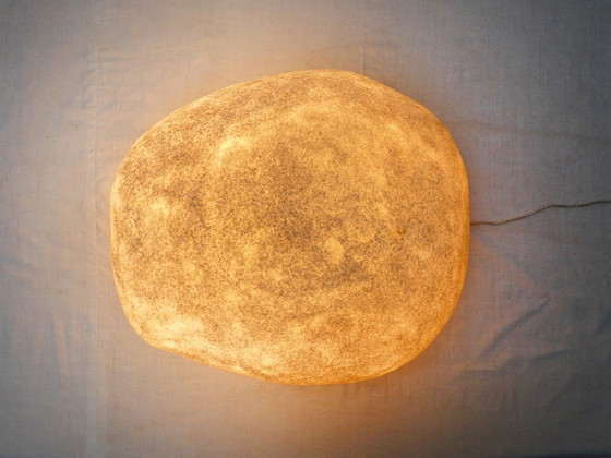 Lampada 'Dora' roccia lunare di André Cazenave - Atelier A, Lampade da tavolo, Poliestere, Beige (foto 10 di 15)