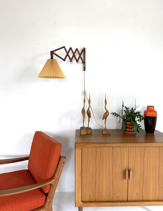 Vintage Danish Teak Scissor Lamp '60 – Wall lights, Wood, Plastic (photo 5 of 12)