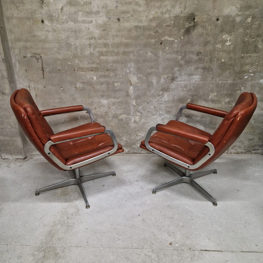 Artifort set of armchairs and swivel chair Geoffrey Harcourt