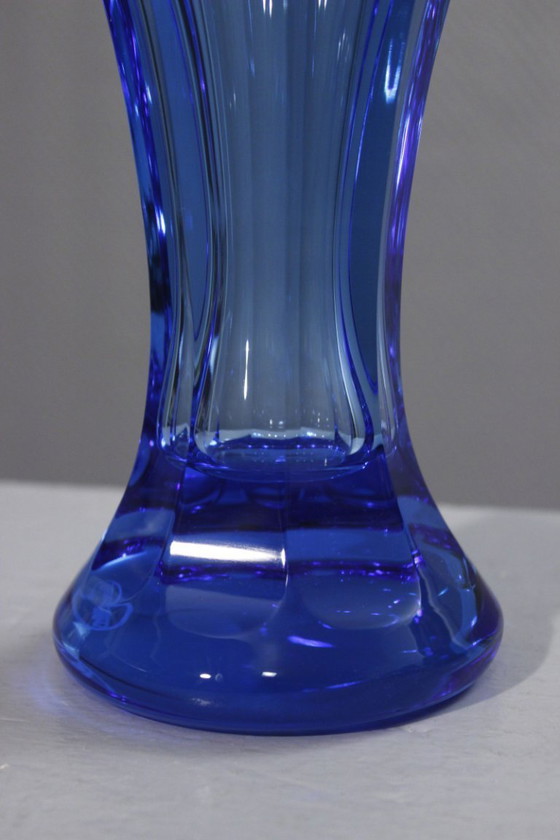 Image 1 of Moser Kristallfabrik – Smaragdblaue Vase, Art-Deco-Periode, 1926–1936