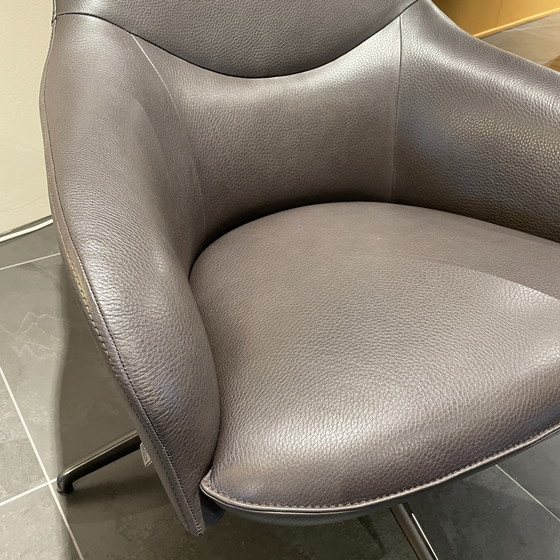 Image 1 of Poltrona Leolux Lanah