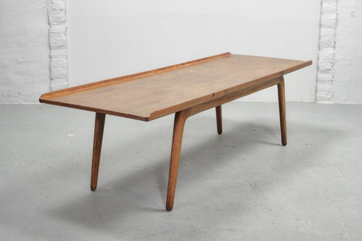 Arnold Madsen & Henry Schubell pour la table basse Bovenkamp
