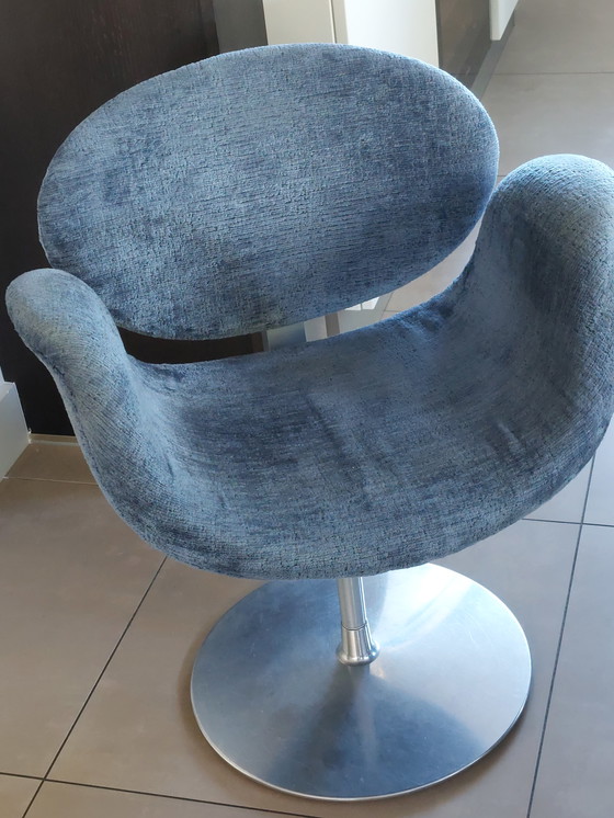 Image 1 of 4x Artifort Little Tulip Draaifauteuil Blauw