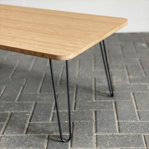 Table basse en bambou