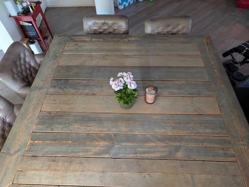Large wooden table 190x190cm incl. leather chairs and corner sofa