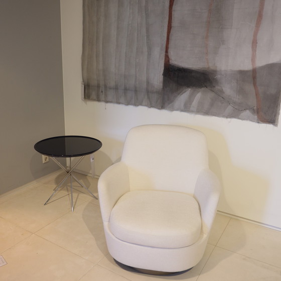 Image 1 of mesa auxiliar de diseño italiano