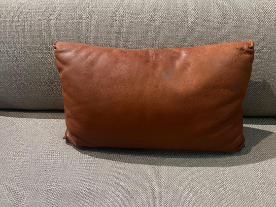 Image 1 of Design en cuir comme neuf, coussins en stock