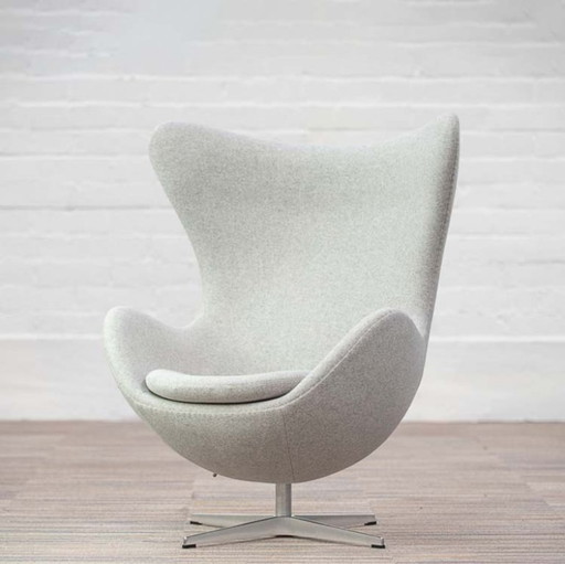 Fritz Hansen Egg Chair Armchair