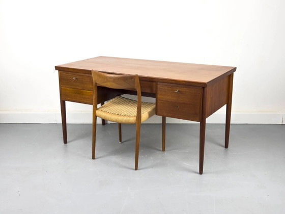 Deens Teak Bureau met Laden, jaren 60 – Scandinavian (photo 24 of 28)