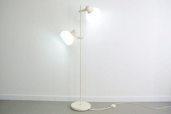 Lampada da terra a fungo in metallo bianco – Lampade da terra, Plastic (photo 7 of 7)