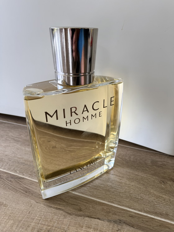 Image 1 of Grande bouteille factice Lancôme 