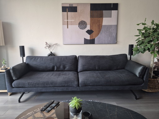 Divano lounge Fauve del marchio Indera