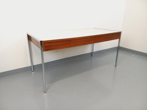 Bureau vintage moderniste en palissandre, mélaminé et métal des années 60 70