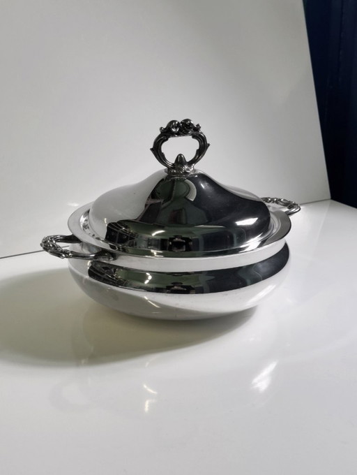 Vintage silver-plated bowl, tureen, soup bowl, handled bowl, lidded bowl, serving bowl, soup bowl, 1970s