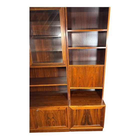 Image 1 of Mid-Century Modern Deens palissanderhouten wandmeubel van Sejling Skabe – circa jaren 1960. Een prachtig mid-century modern pali