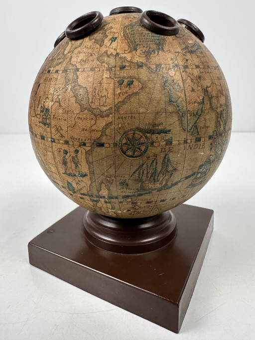 Vintage 'globe' pen holder