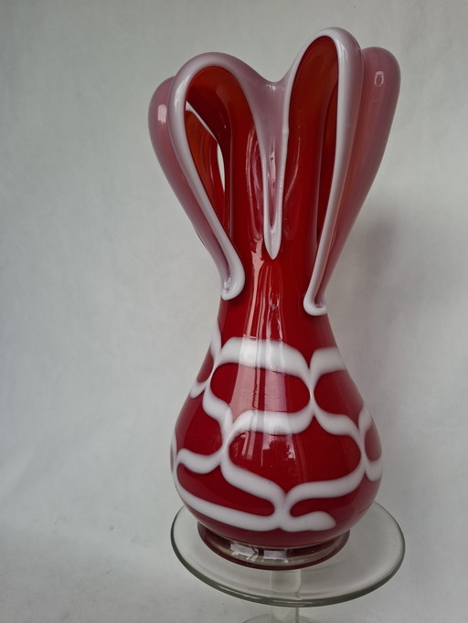 Beautiful murano vase large red/white
