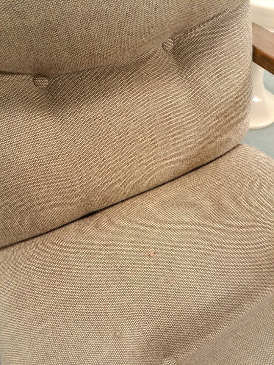 Image 1 of Bruin grijze fauteuil met eikenhouten frame