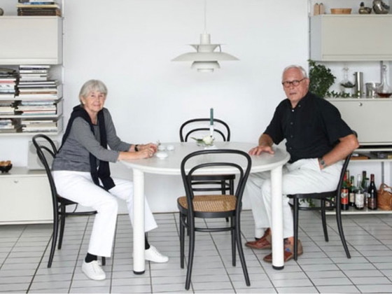 Image 1 of VITSOE extendable table 720 DIETER RAMS iconic design 1972