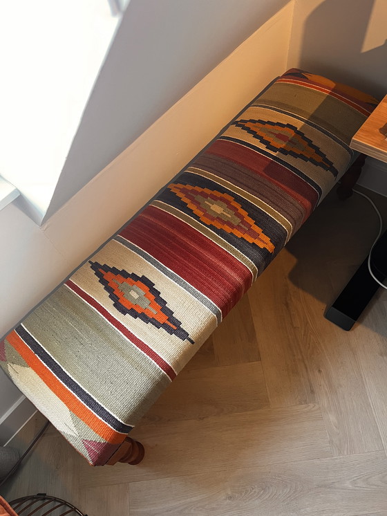 Image 1 of Banco tapizado Kilim