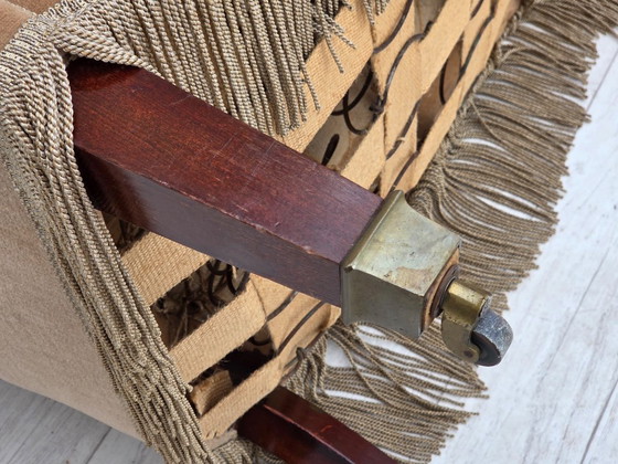 Image 1 of Deense tweezitsbank uit de jaren 50, bekleed met meubelvelours en voorzien van teakhouten poten.