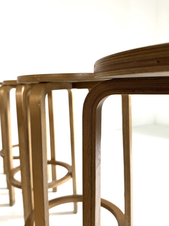 Image 1 of 8x tabouret de bar vintage en contreplaqué, style Alvar Aalto '80s
