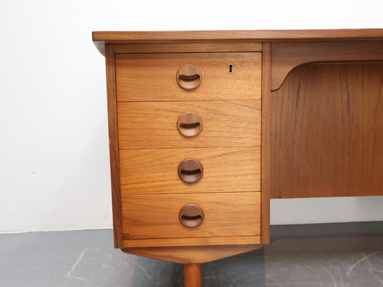 Image 1 of Deens bureau Dubbelzijdig Teak 