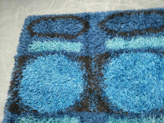 Image 1 of Großer dänischer abstrakter blauer Wollteppich „Rya“ im Ege-Stil