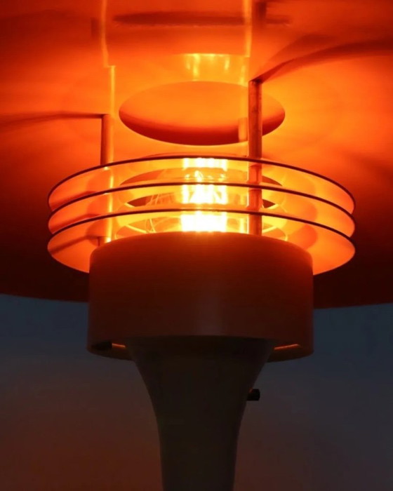 Image 1 of Lampada da tavolo vintage Lyfa color rosa salmone, design danese