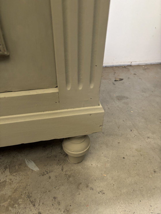 Image 1 of Brocante girls' wardrobe / sideboard