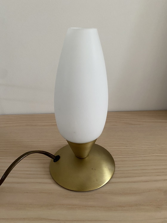 Image 1 of R.S.- Leuchten - tafellamp - kelklamp - melkglas - messing - 80's