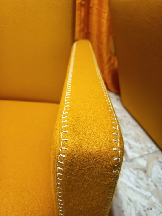 Image 1 of CASSINA Paire de fauteuils Utrecht 637 NEUF 2026 en laine KVARD Moutarde par Gerrit Rietveld