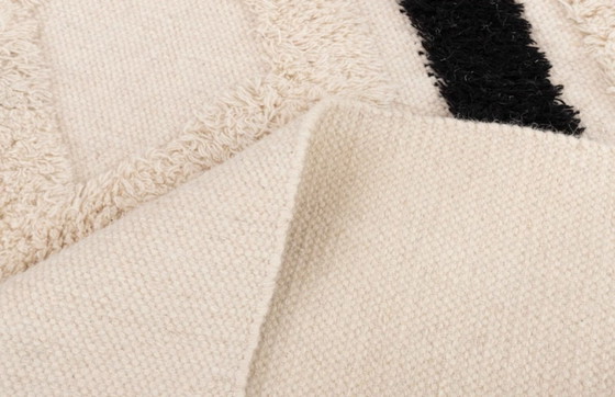 Image 1 of Tapis marocain ambachtelijk en laine 200cmx150cm