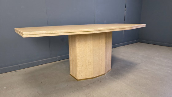 Image 1 of Table de salle à manger vintage en travertin et laiton