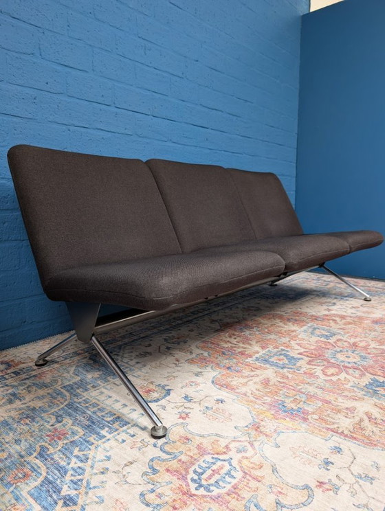 Image 1 of 1x Driezitsbank en 2x fauteuil, Cordemeyer voor Gispen, jaren 60