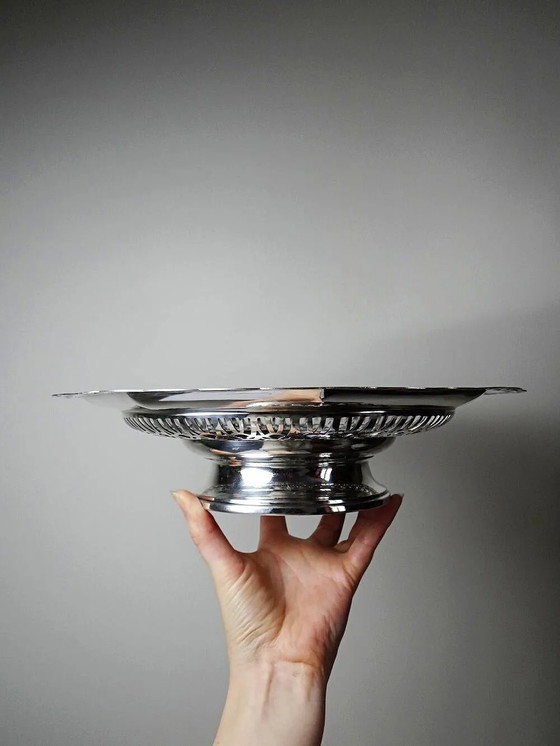 Grote opengewerkte schaal op verzilverde metalen standaard, zilversmederij Dechamps Frères. – Schalen (photo 11 of 15)