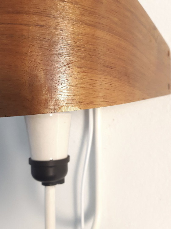 Image 1 of 1 van 2 Louis Kalff wandlampen, NX40 Philips wandlamp, matglazen mcm wandlamp