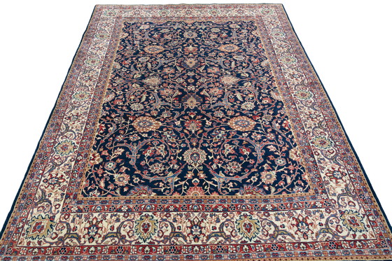 Image 1 of Handgeknüpfter Sarough Orientteppich – 310 x 215 cm – Traditionelles Floraldesign auf Dunkelblau