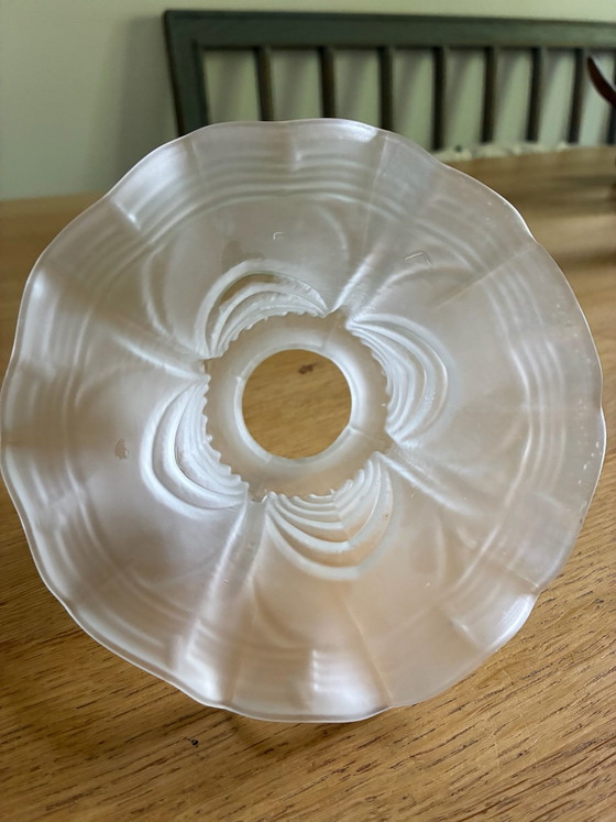 2 Lampenschirme aus mattiertem Glas für Pendelleuchten (photo 5 of 11)
