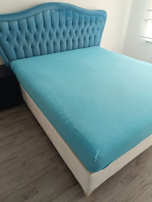Box spring bed with mattress 200×200