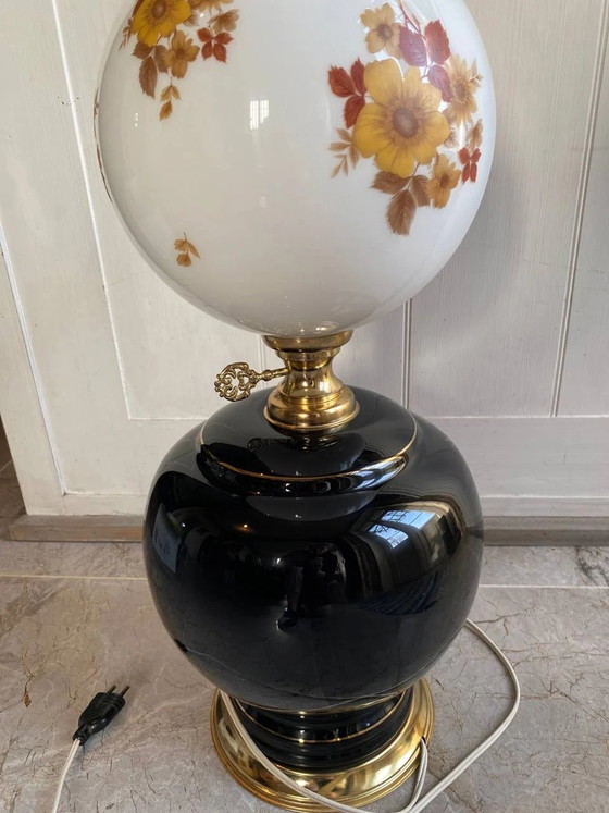 Grande lampada da tavolo, elettrica, in stile lampada a olio vintage – Decorazione floreale e con uccelli (photo 4 of 4)