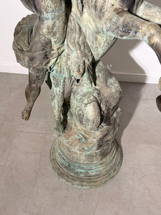 Grande Sculptures en Bronze Patiné Pégase et Figure Ailée – Bois (photo 6 of 6)